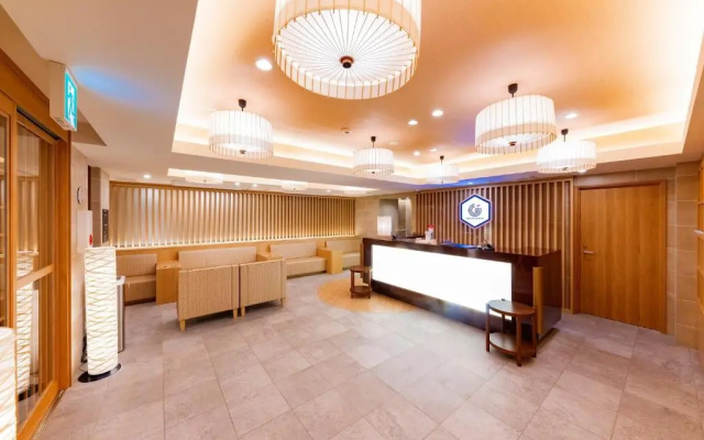 Goldstay Sakae