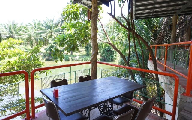 Krang Prong Resort and Took Kitchen