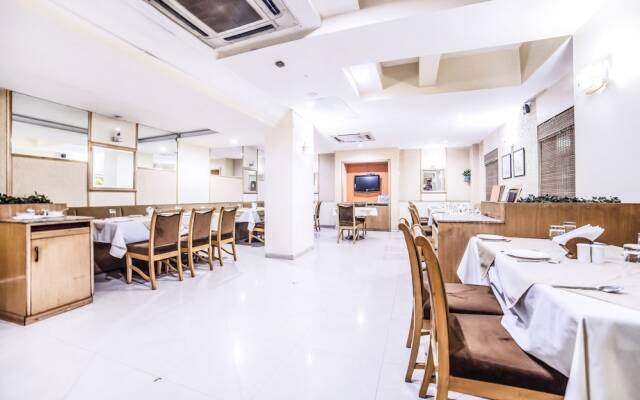 FabHotel Gandharva Shivajinagar