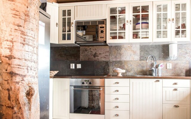 Nice Home in Østby With Wifi and 4 Bedrooms