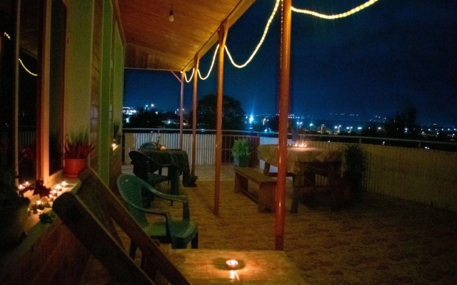 Transit House Airport