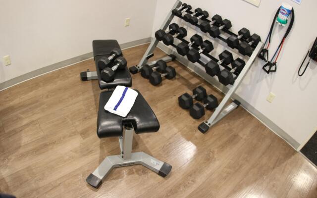 Holiday Inn Express & Suites Cheney by IHG