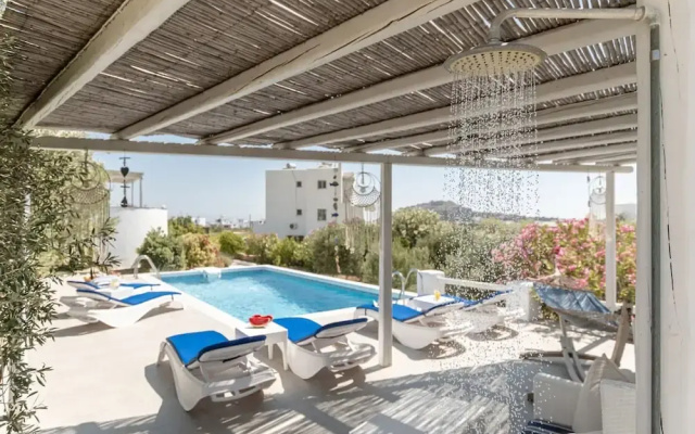 Villa Alba Spacious Home by the sea
