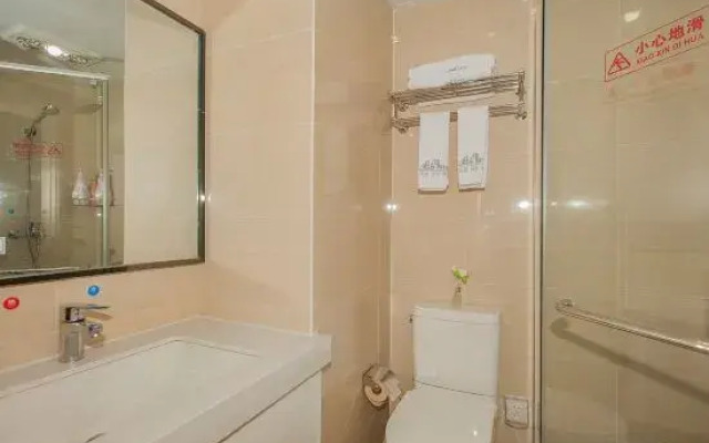 38.6℃ Hotel (Chuhe Hanjie Subway Station Provincial Museum Branch)