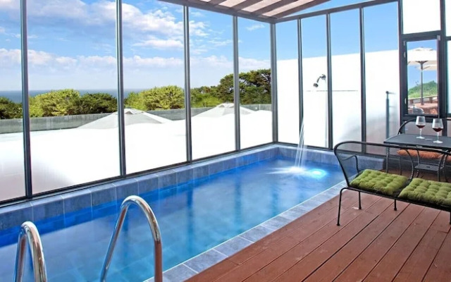 THEMARINE poolvilla&spa
