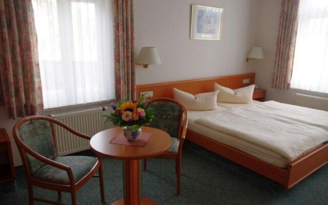 Hotel-Pension Am Kurpark