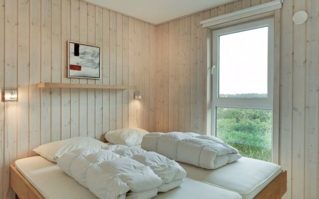 "Theodora" - 700m from the sea in NW Jutland