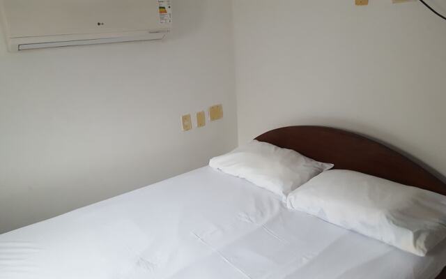 Irawo Hotel - Hostel