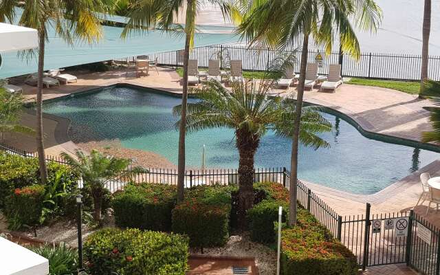 Mariners North Holiday Apartments