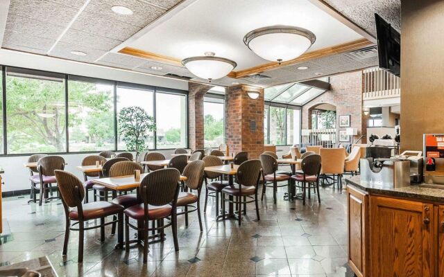 Spark by Hilton Denver East I 70