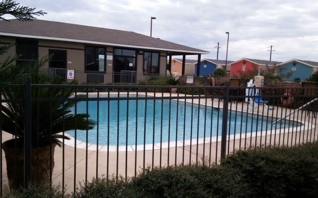 Eagle Inn & Suites