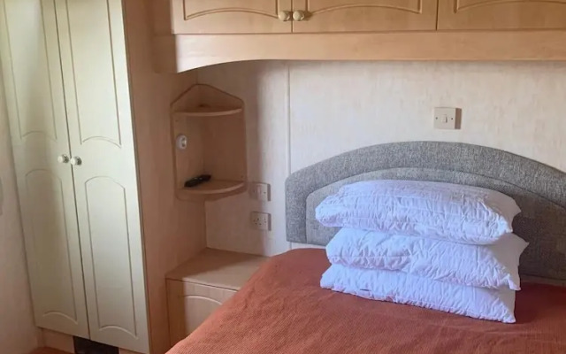 Seafront Cozy Static Caravan With Sea Vievs