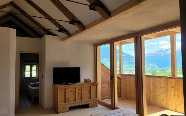 Hoamisch Modern Retreat