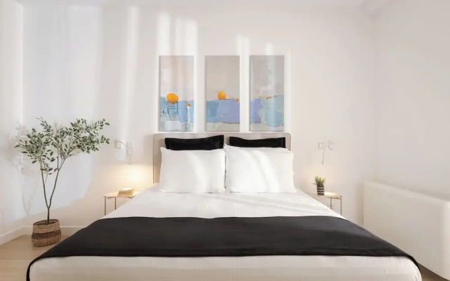 Vouliagmeni Serenity Residence