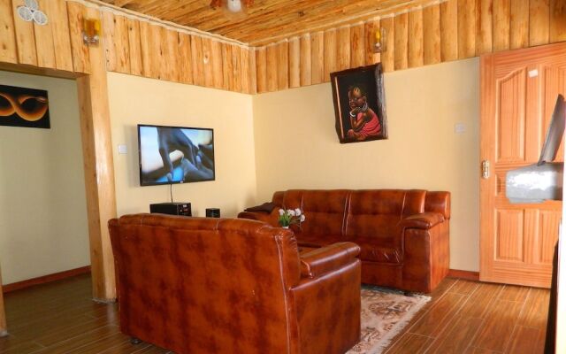 Mount Kenya Ecocamp & Villas