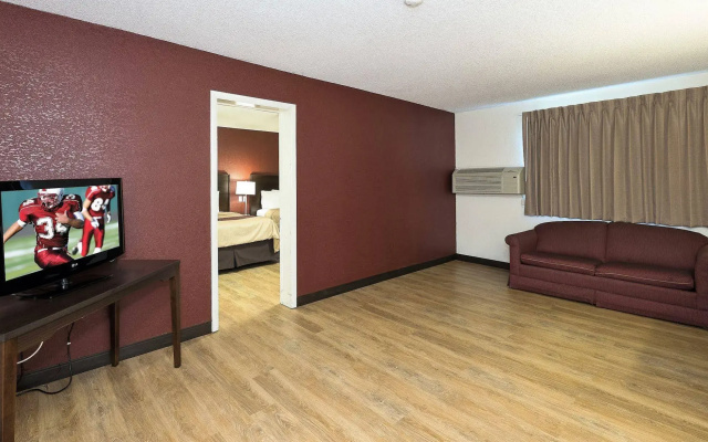 Red Roof Inn Lancaster - Strasburg