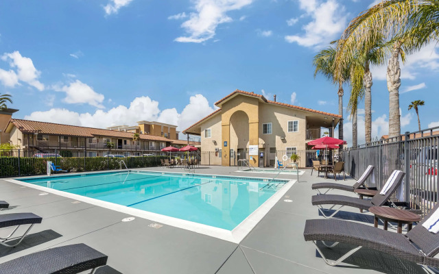 Best Western Plus Ontario Airport & Convention Center