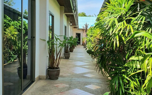 Muchshima House