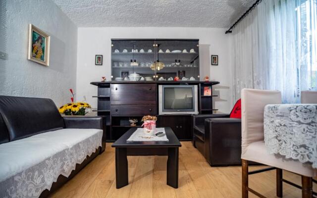 Apartments Fuma