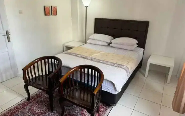 Mitra Mutiara Inn