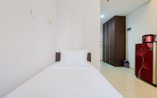 Minimalist And Warm Studio Room (No Kitchen) Kubikahomy Apartment – Guest Rooms – Legok
