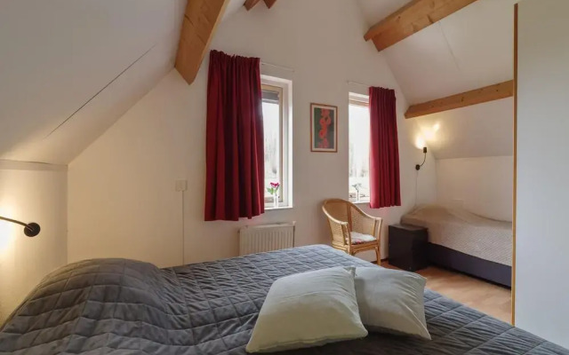 Oyster Coast: Sauna and Family Charm