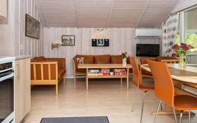 Delightful Holiday Home in Hovborg Jutland with Whirlpool