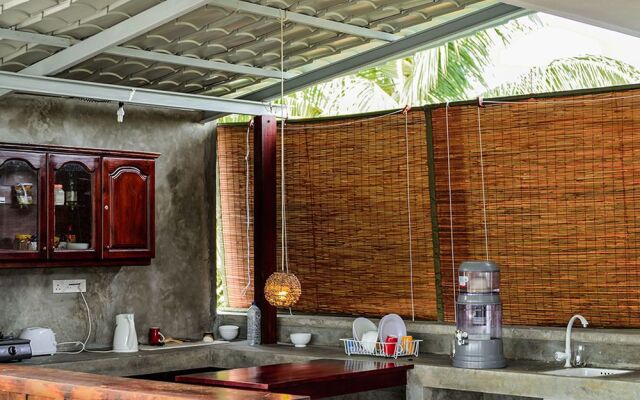 Colombo Beach Hostel