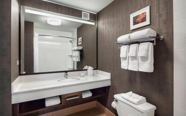 Fairfield Inn & Suites Chicago Downtown / Magnificent Mile