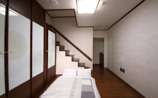 Nayaeddle Guesthouse