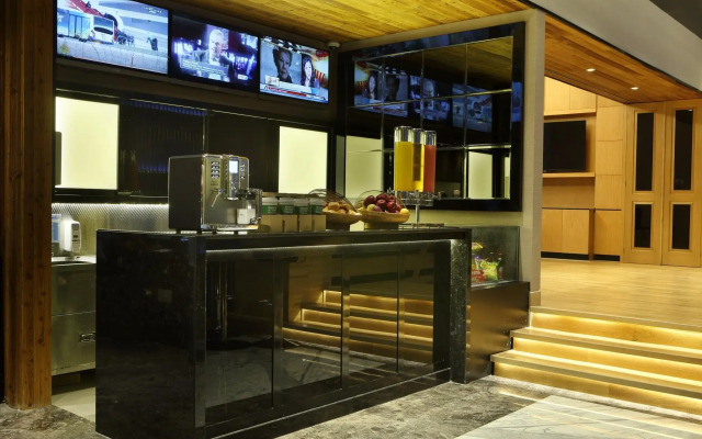 AI Hotel Jakarta Thamrin