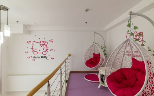 North Times Design Hotel (Chifeng Municipal Government High-speed Railway Station)