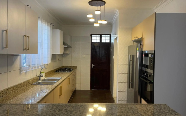 Villa Mudzini - luxuary villa with a pool