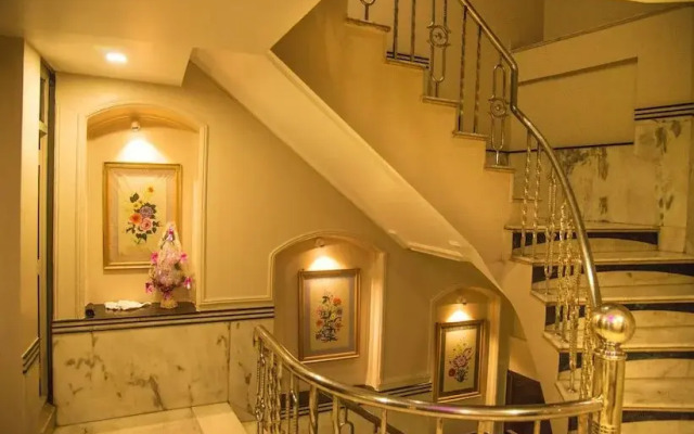 Hotel Jannat And Restaurant