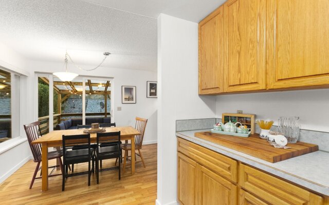 Hillside on North Queen Anne