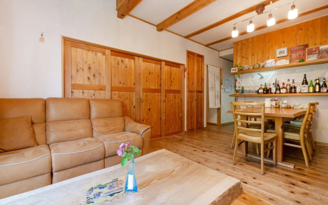 Abbey Road Inn Seika