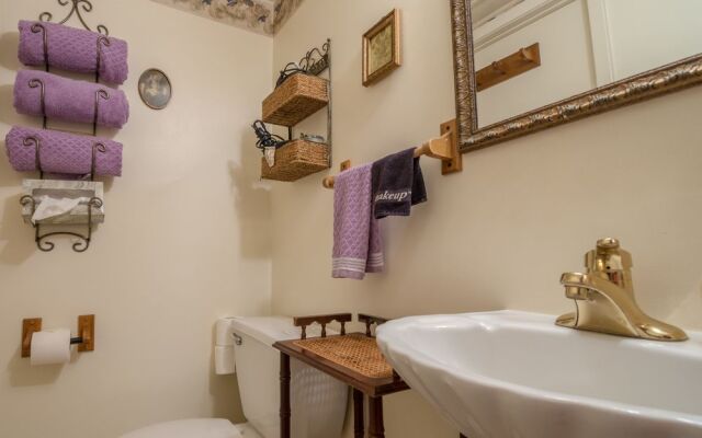 Bisland House Bed and Breakfast