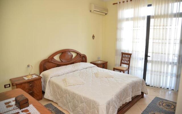 Lovely 2-bedroom condo near the City center