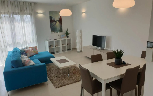 Sunset Luxury Apartment