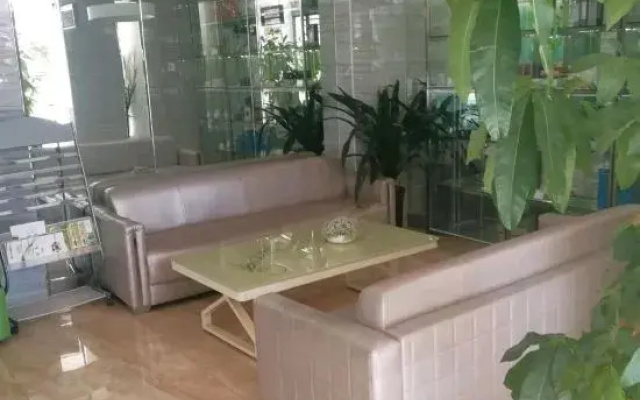 Yicheng Chain Hotel Feicheng Bus Station