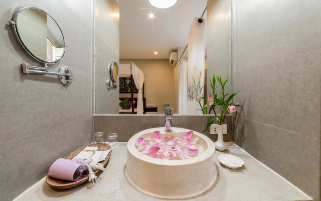 Bayon Modern Residence