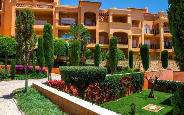 Luxury 3-bedroom apartment at high-end Praia da Luz