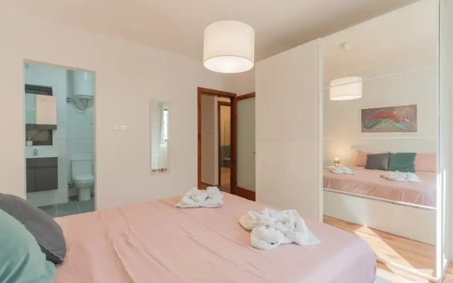 Charming 2-Bed in Swieqi