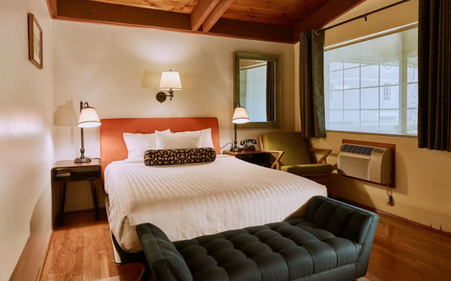 Timbers Inn