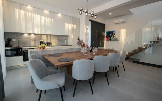 Villa Cataleya with private heated pool