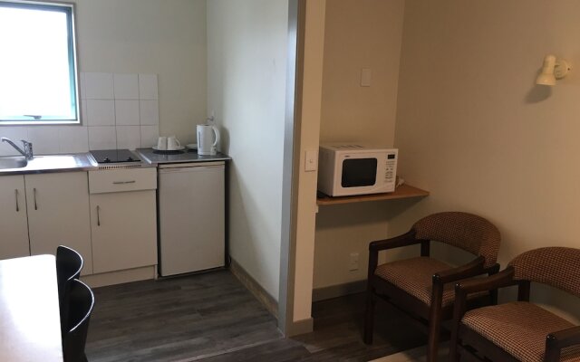 Manukau City Lodge