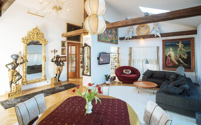 Unique Luxury Loft with Terrace in Old Town