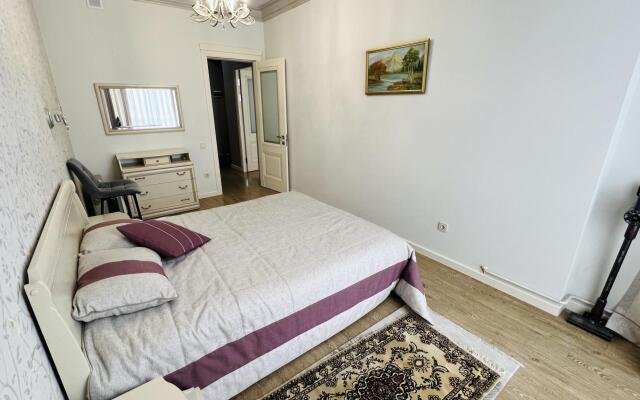 Apartments on Suleiman Stalsky street 7