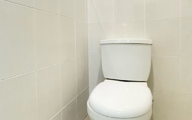 OYO 90369 Safari Hotel Lumut