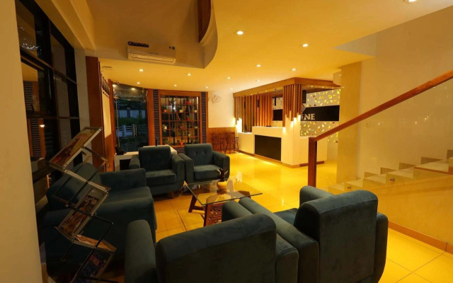 Hotel La Serene Mattannur